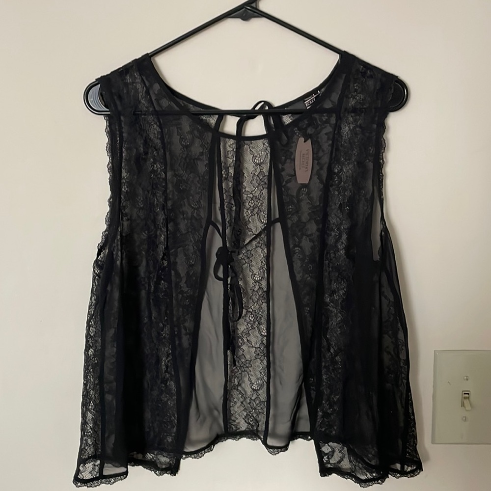 Victoria’s Secret Fly Away Lingerie Top/Bottom Set - Size L